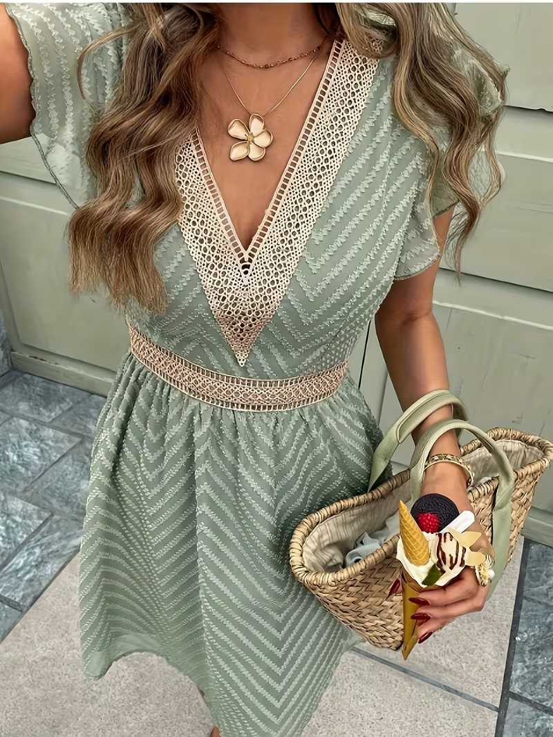 MD | Robe Raffinée Dentelle